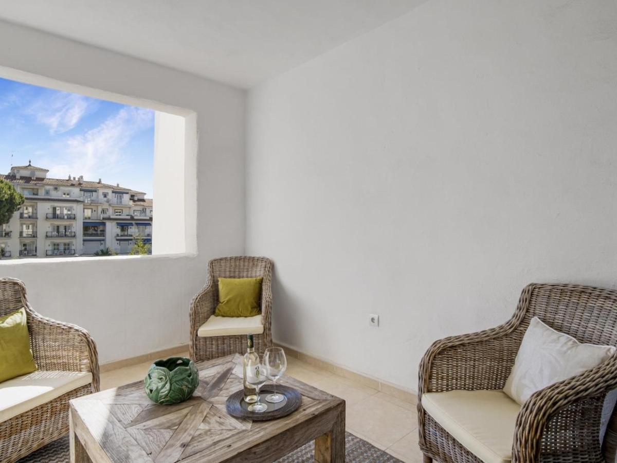 Apartamento De 2 Dormitorios En Playas Del Duque 마르베야 외부 사진
