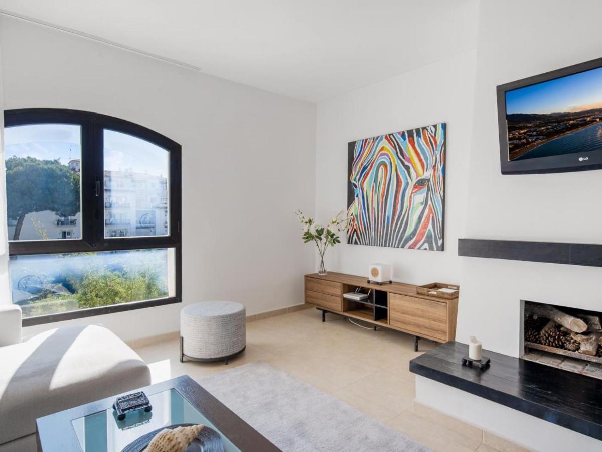 Apartamento De 2 Dormitorios En Playas Del Duque 마르베야 외부 사진