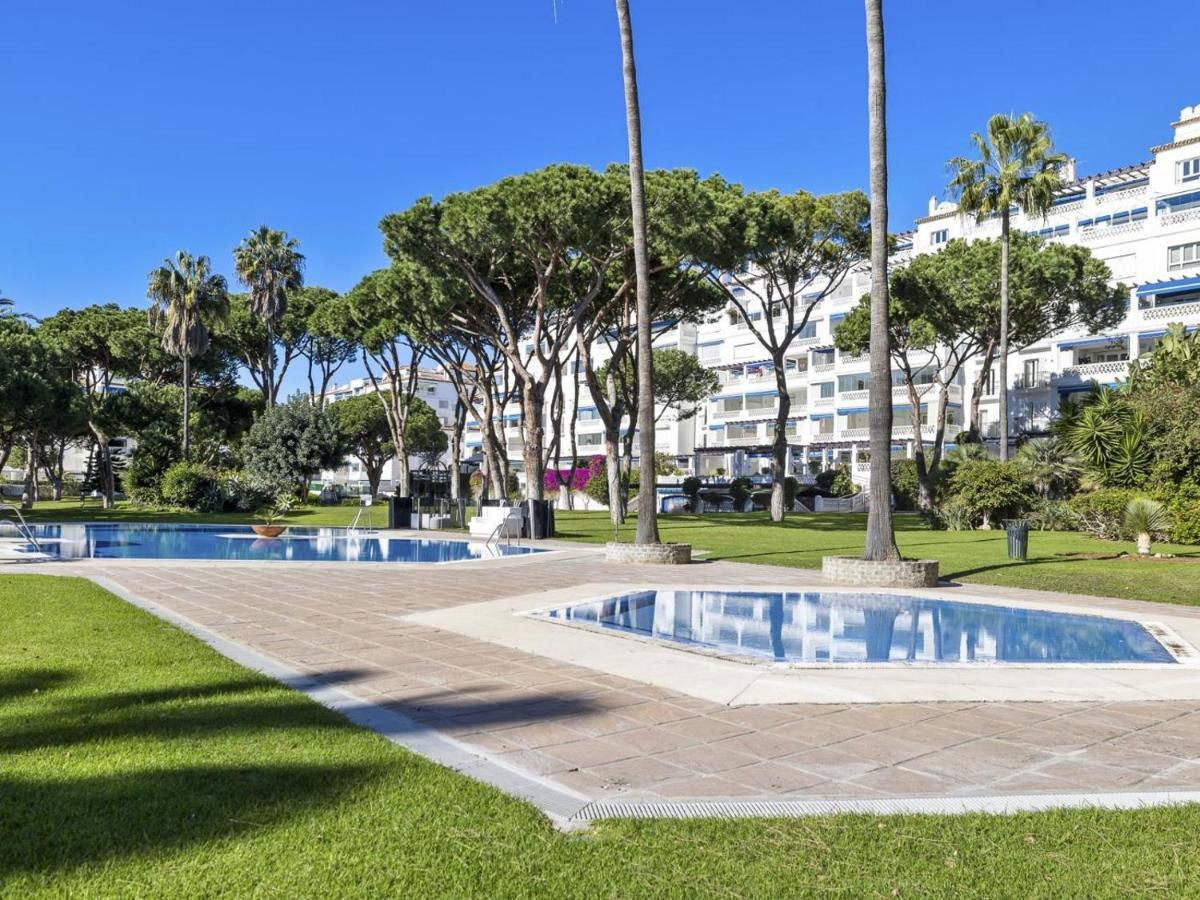 Apartamento De 2 Dormitorios En Playas Del Duque 마르베야 외부 사진