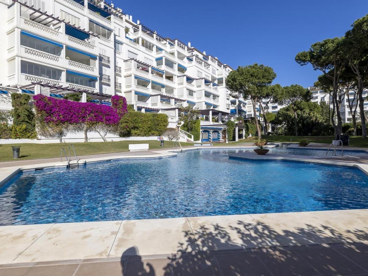 Apartamento De 2 Dormitorios En Playas Del Duque 마르베야 외부 사진