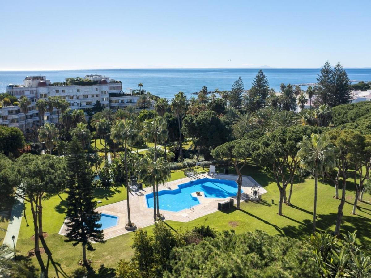 Apartamento De 2 Dormitorios En Playas Del Duque 마르베야 외부 사진