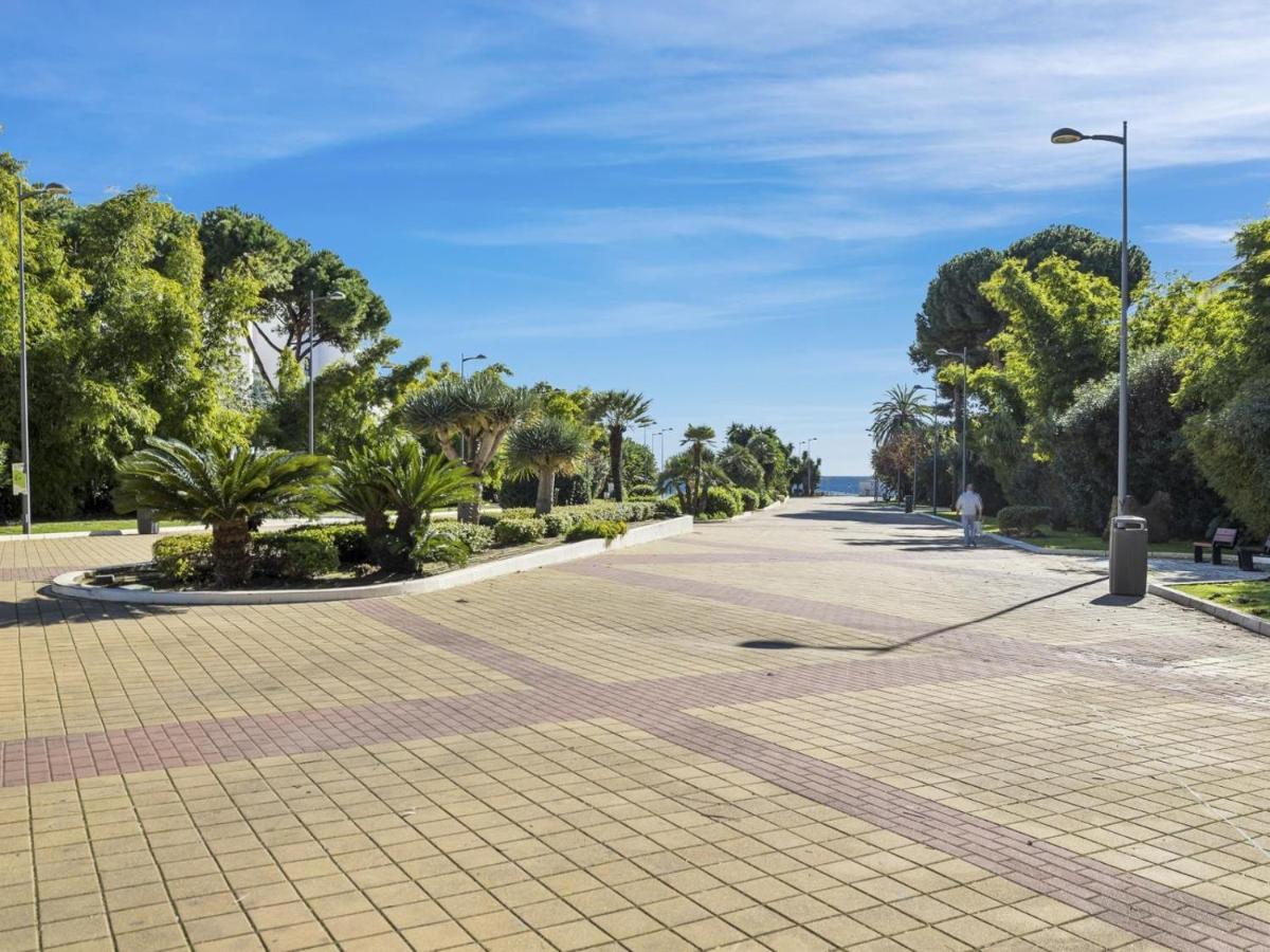 Apartamento De 2 Dormitorios En Playas Del Duque 마르베야 외부 사진