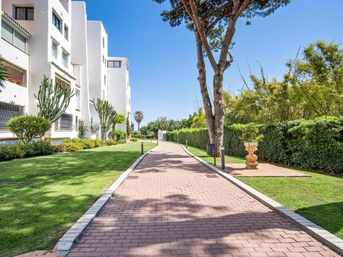 Apartamento De 2 Dormitorios En Playas Del Duque 마르베야 외부 사진